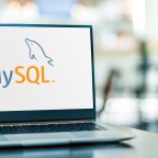 Using MySQL in a Docker container with EF Core